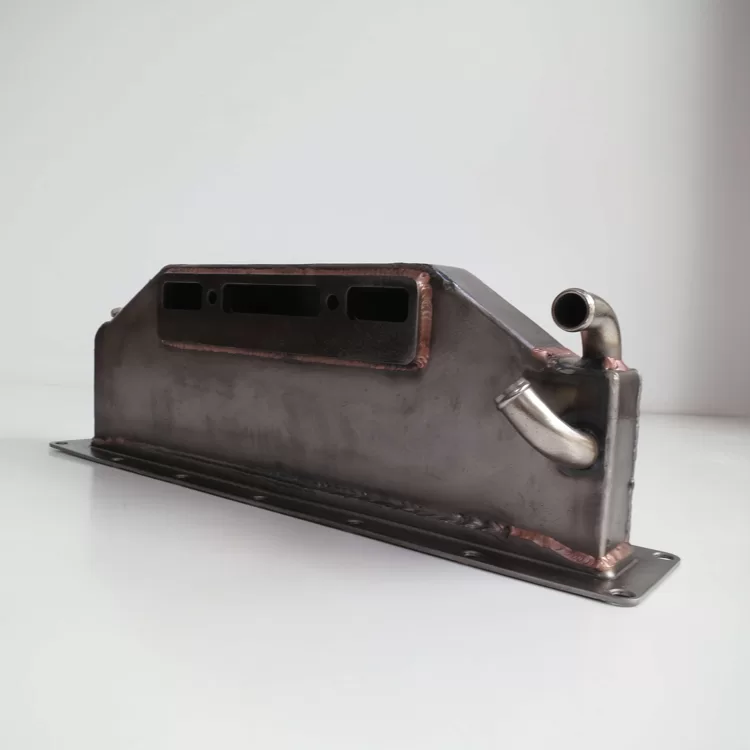 トマーキ Amazon.com: Motoforti Hood Seal & Rivets, Front Hood Bumper